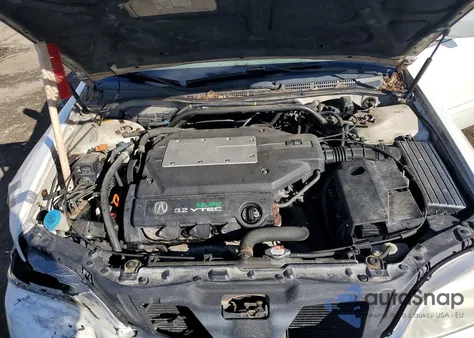 2000 Acura 3.2Tl from USA, damaged, VIN 19UUA5665YA038760